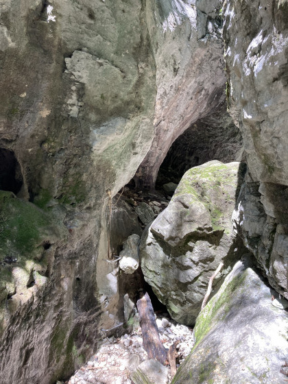 1 er passage avec &eacute;chelle scell&eacute;e.