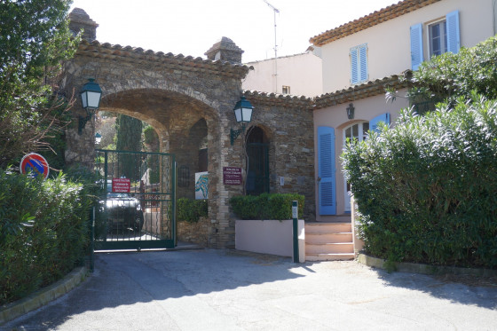 L\'entrée du domaine privé