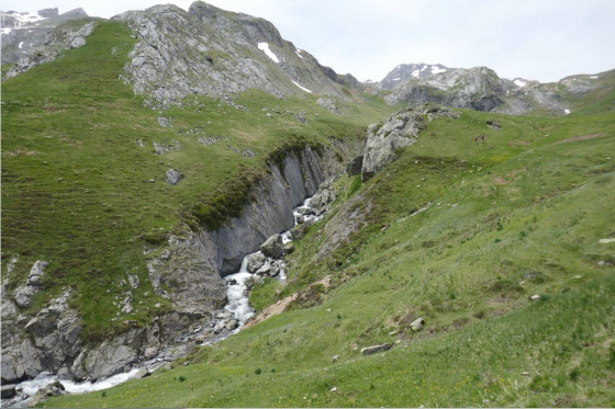 Gorge profonde