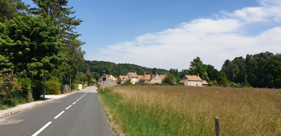 A la sortie de la Celle-les-Bordes
