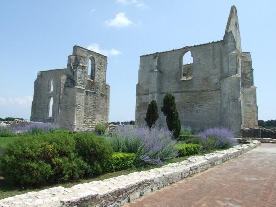 Abbaye des Ch&acirc;teliers