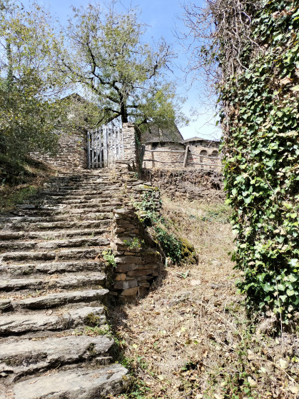Accès à la chapelle