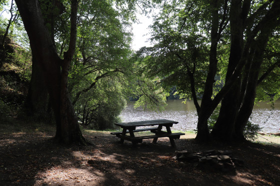 Aire de pique-nique en bord de Creuse