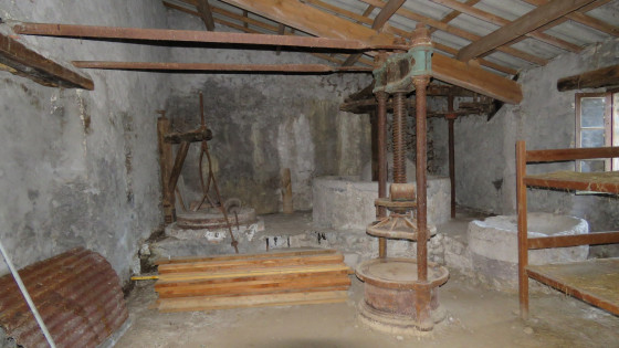 ancien moulin &agrave; huile