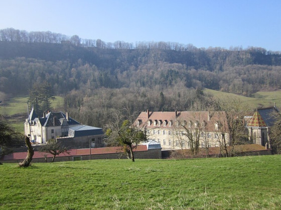 Ancien prieur&eacute; de Vaux sur Poligny