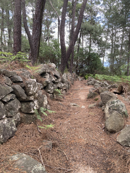 Apr&egrave;s les tombes rupestres