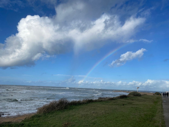 Arc en ciel sur la pointe Saint-Gildas