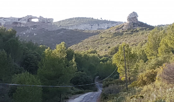 Arche de pierre et dent du chat