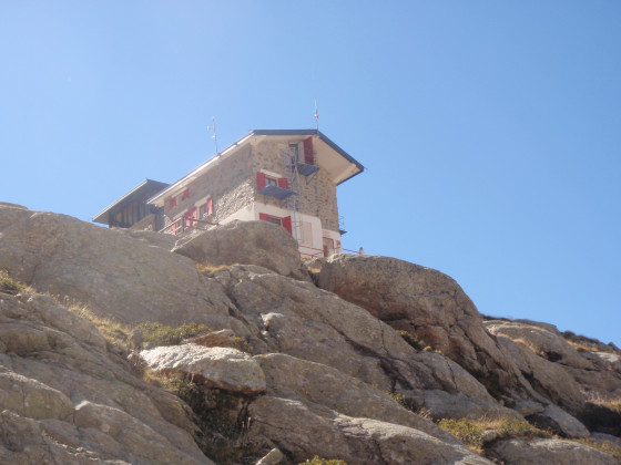 Arrivée sous le Rifugio Remondino