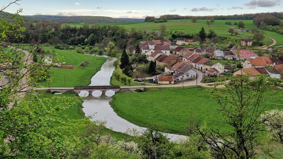 Au dessus de Circourt sur Mouzon