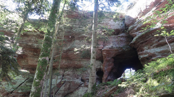 Au pied du rocher du Canceley