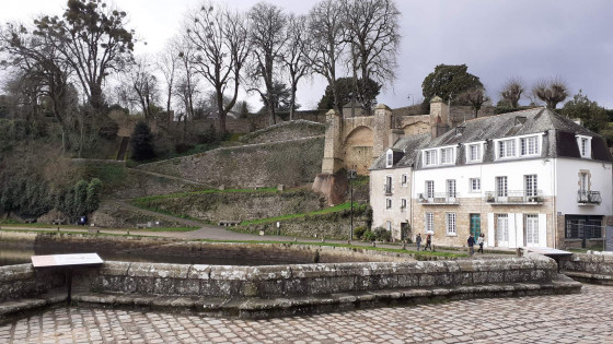 Auray
