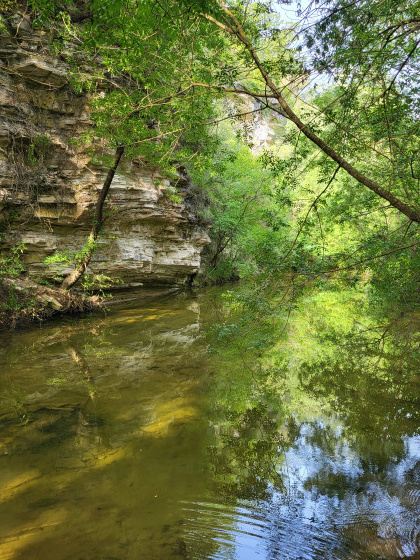 Balade &agrave; Aubussargues au bord de la rivi&egrave;re Bourdic.