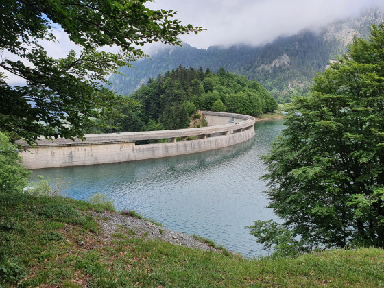 Barrage-voute du Lac de Bious-Artigues
