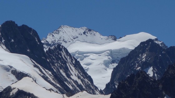 Barre des Écrins, Brèche Lory et Dôme des Écrins au Zoom