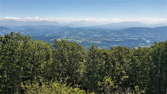 Beau panorama proche du crêt du Nu Beau panorama proche du crêt du Nu