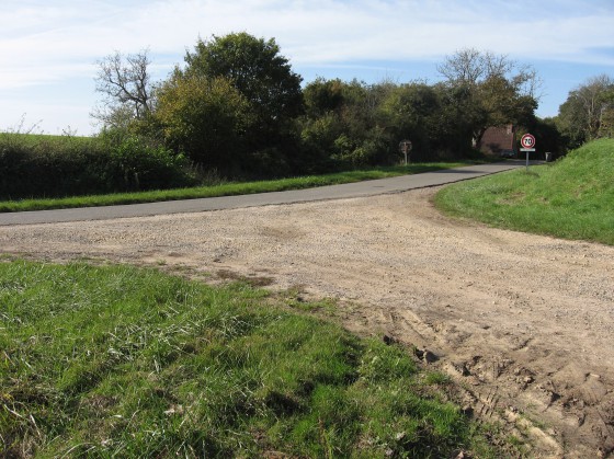 Berry-Bouy. Chemin vers Valleau-Mazières.