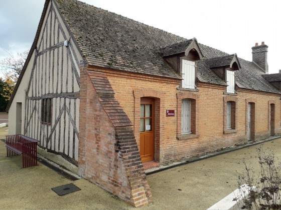Biblioth&egrave;que de Jouy-le-Potier