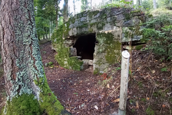 Blockhaus avec inscription 