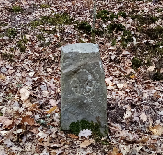 Borne armoriée