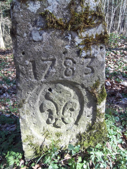 Borne frontière