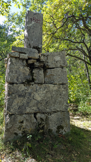 Borne fronti&egrave;re