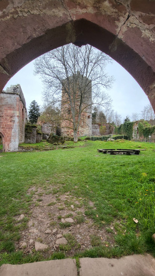 Burg Wildenberg - Innenhof