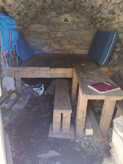 Cabane des Houerts