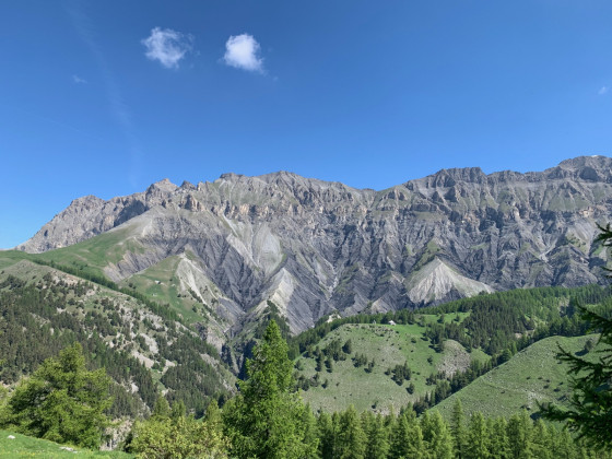 Cabanes de la Boulière et Roche Grande