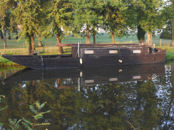 Bateau aux environs de Pont Piétin (Blain)