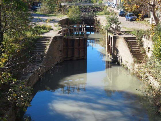 Canal fermé