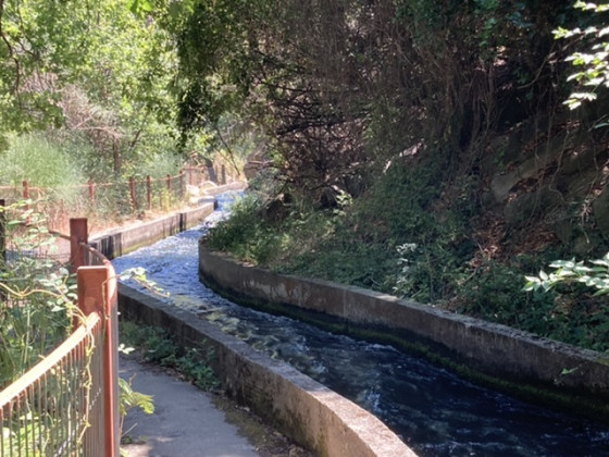 A faire Les de la Guillera, le château et le village de Rodès