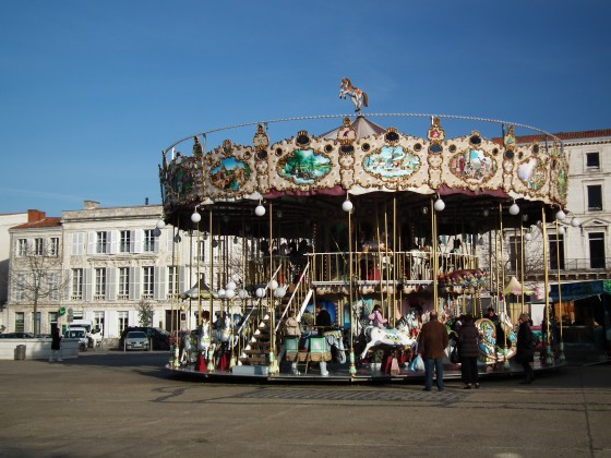 Carousel sur la place de Verdun