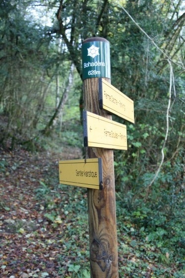1- Carrefour Bouhadère (Bohadera) à 626m