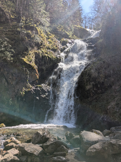 Cascade de L&eacute;ziou