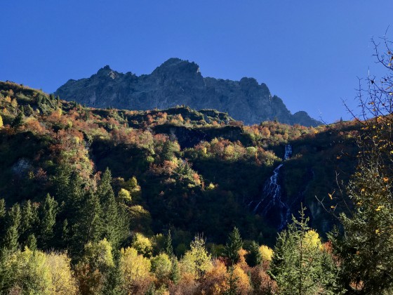 Cascade du ruisseau de Crop sous le Ferouillet Cascade du ruisseau de Crop sous le Ferouillet