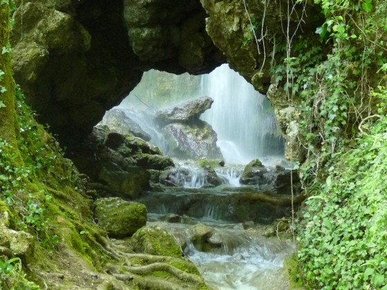 Cascades