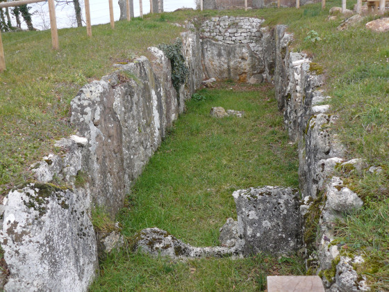 Cave aux F&eacute;es