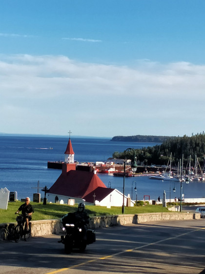 Chapelle et baie de Tadoussac