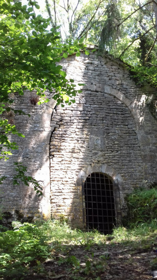Chapelle Saint-Jean &agrave; Soussey-sur-Brionne