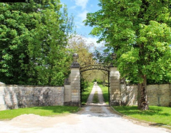 Château d\'Azans à Dôle