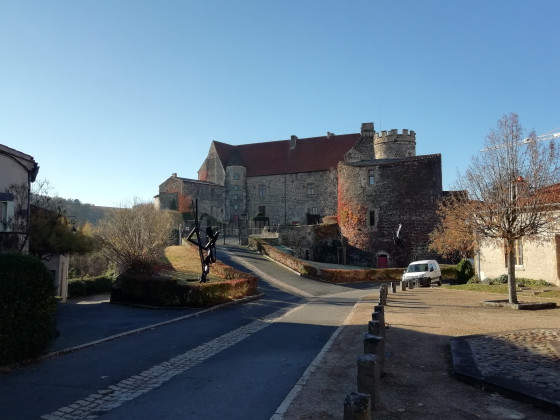 Ch&acirc;teau de Saint-Saturnin