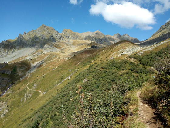Chemin en direction du Refuge Jean Collet