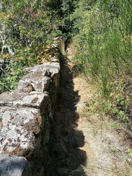 Chemin escarpé 1