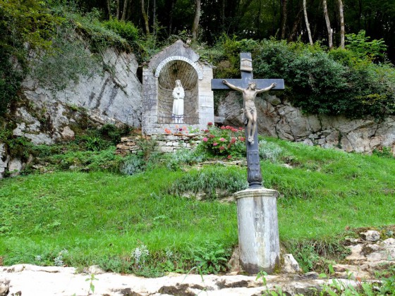 Chenecey : Oratoire à Notre-Dame-de-la-Salette