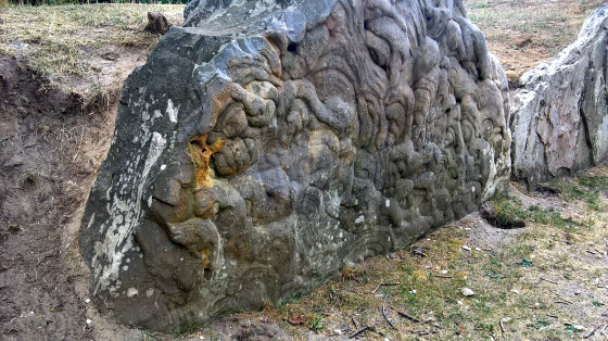 Cimetière des Anglais - dalle verticale