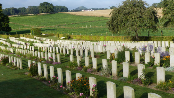 Cimeti&egrave;re militaire