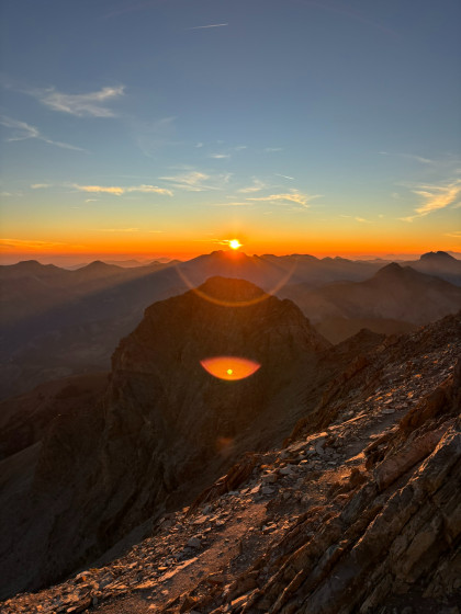 Coucher de soleil au sommet du Mont Pelat