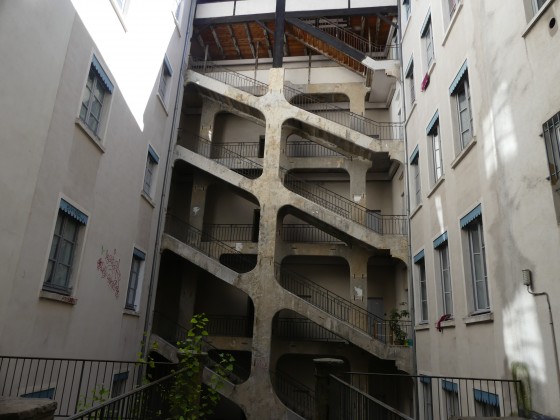 Cour des Voraces