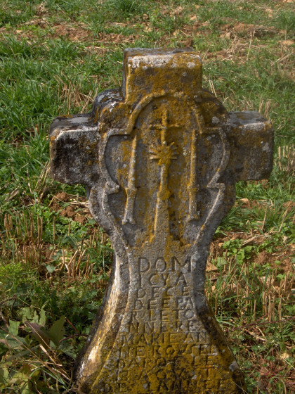 croix blanche décryptée